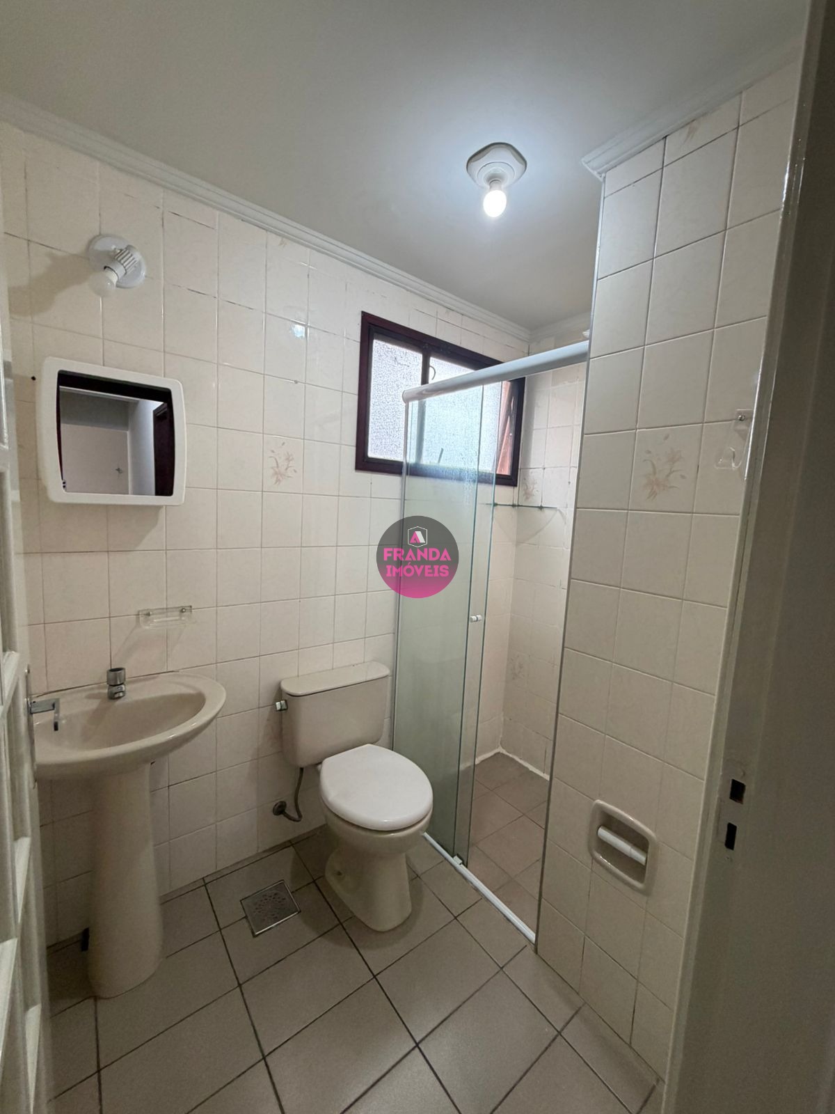 Apartamento para locação definitiva no itaguá ubatuba/sp!