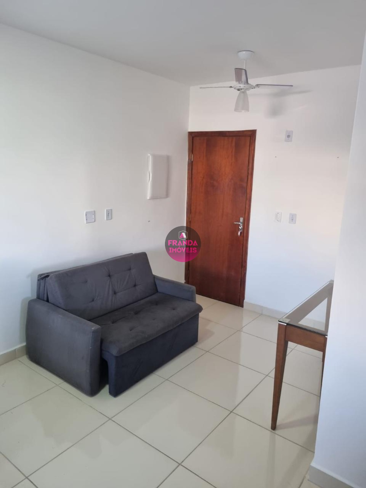 Apartamento para alugar com 2 quartos, 55m² - Foto 9