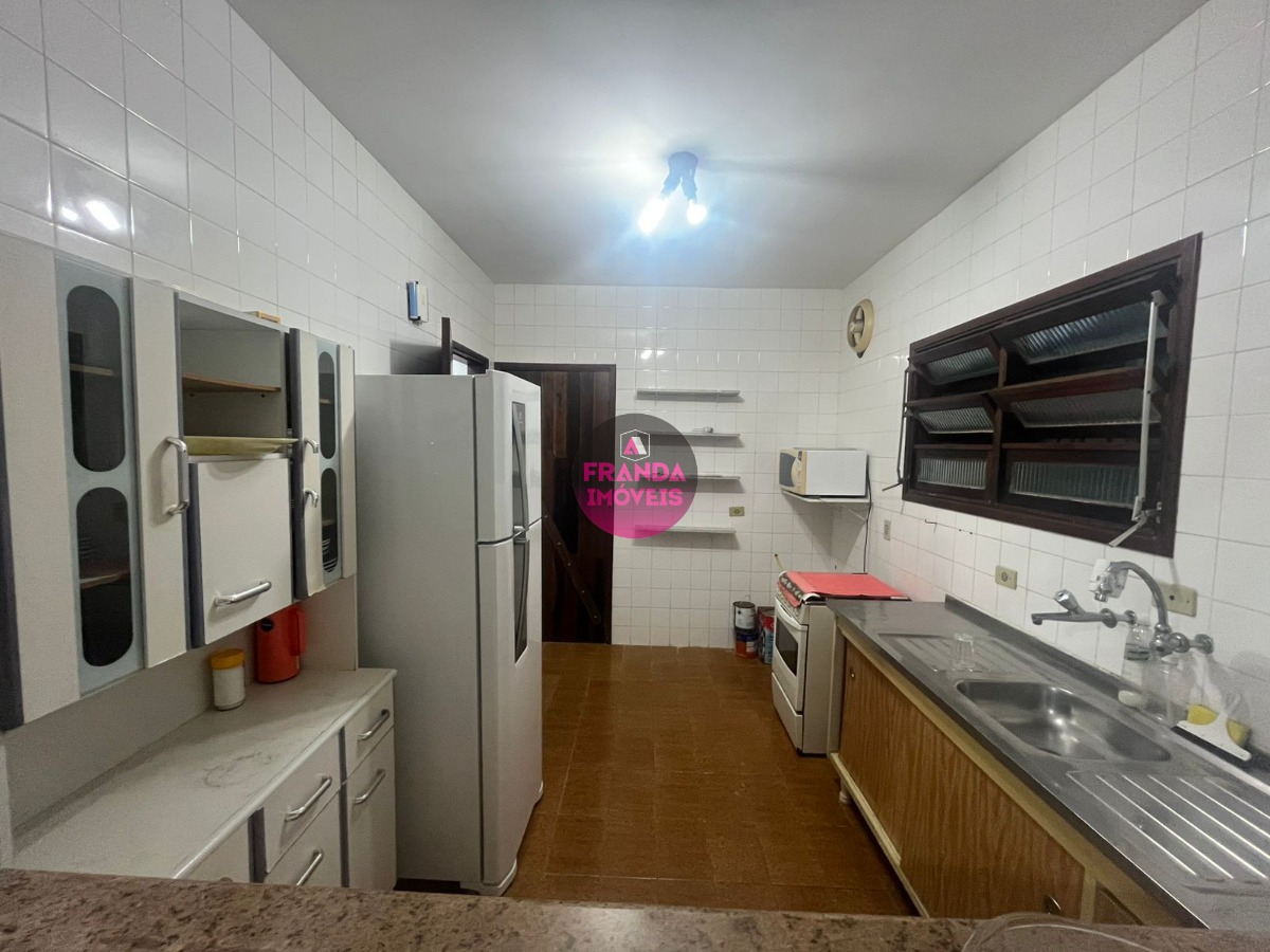 Casa, 3 quartos, 140 m² - Foto 2