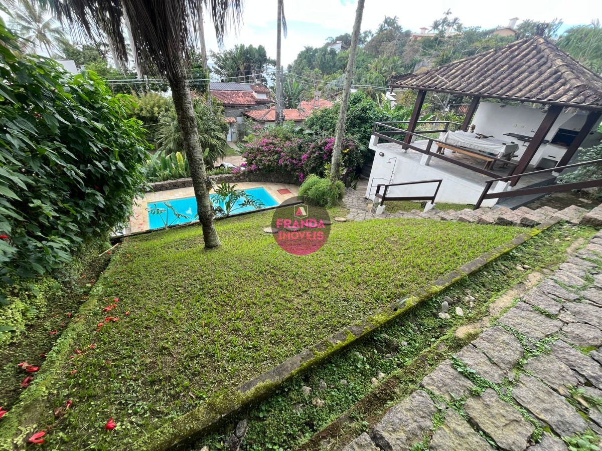 Casa, 5 quartos, 298 m² - Foto 2