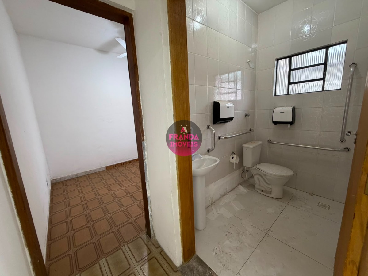 Ponto comercial para locação definitiva centro de ubatuba/sp