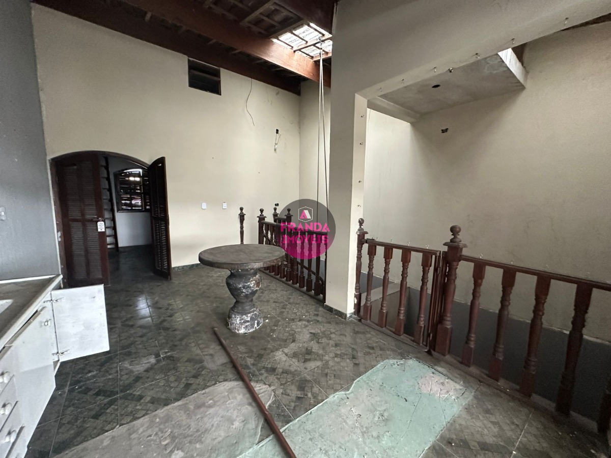 Sobrado, 3 quartos, 268 m² - Foto 8