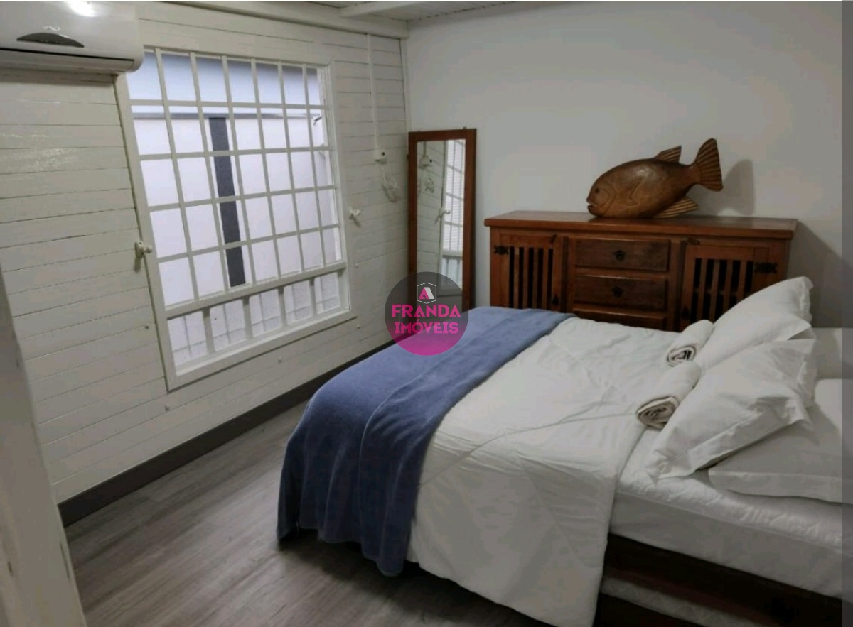Casa, 5 quartos, 120 m² - Foto 4