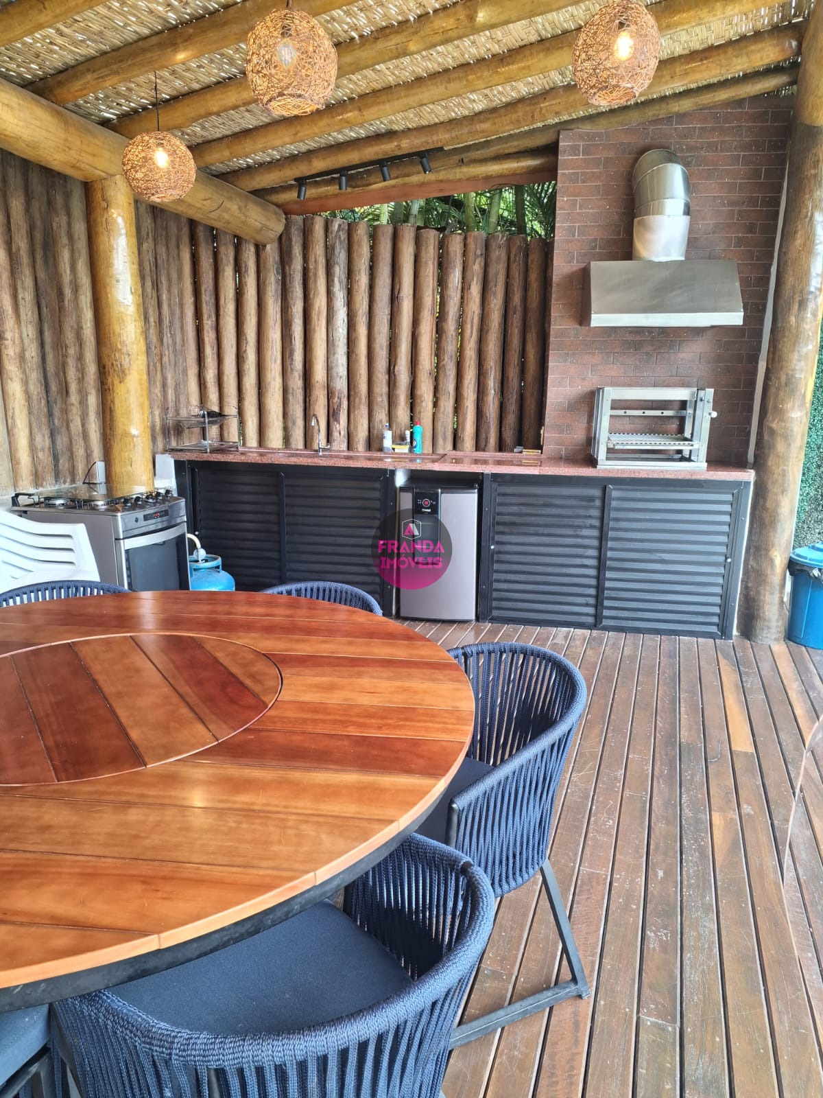 Casa, 5 quartos, 250 m² - Foto 4