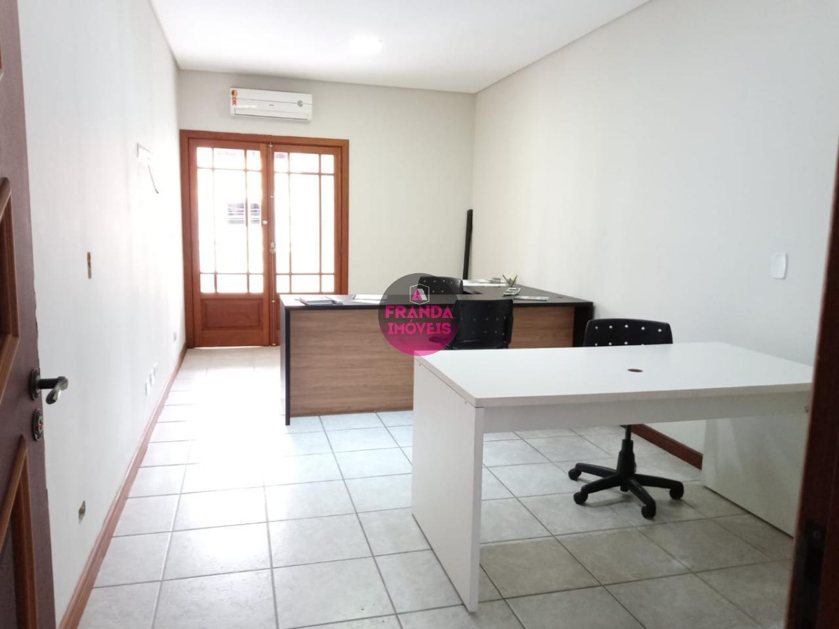 Casa, 3 quartos, 291 m² - Foto 10