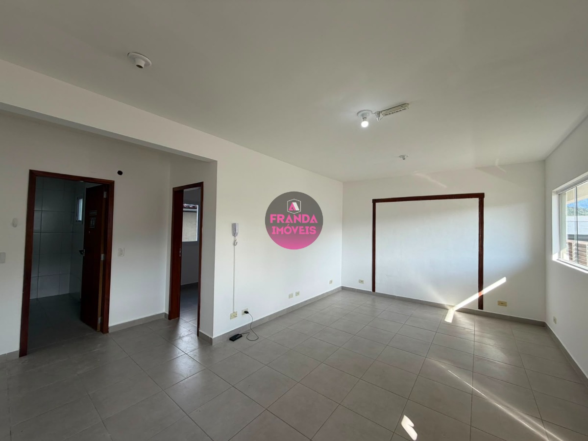 Sala comercial para locação centro de ubatuba/sp!