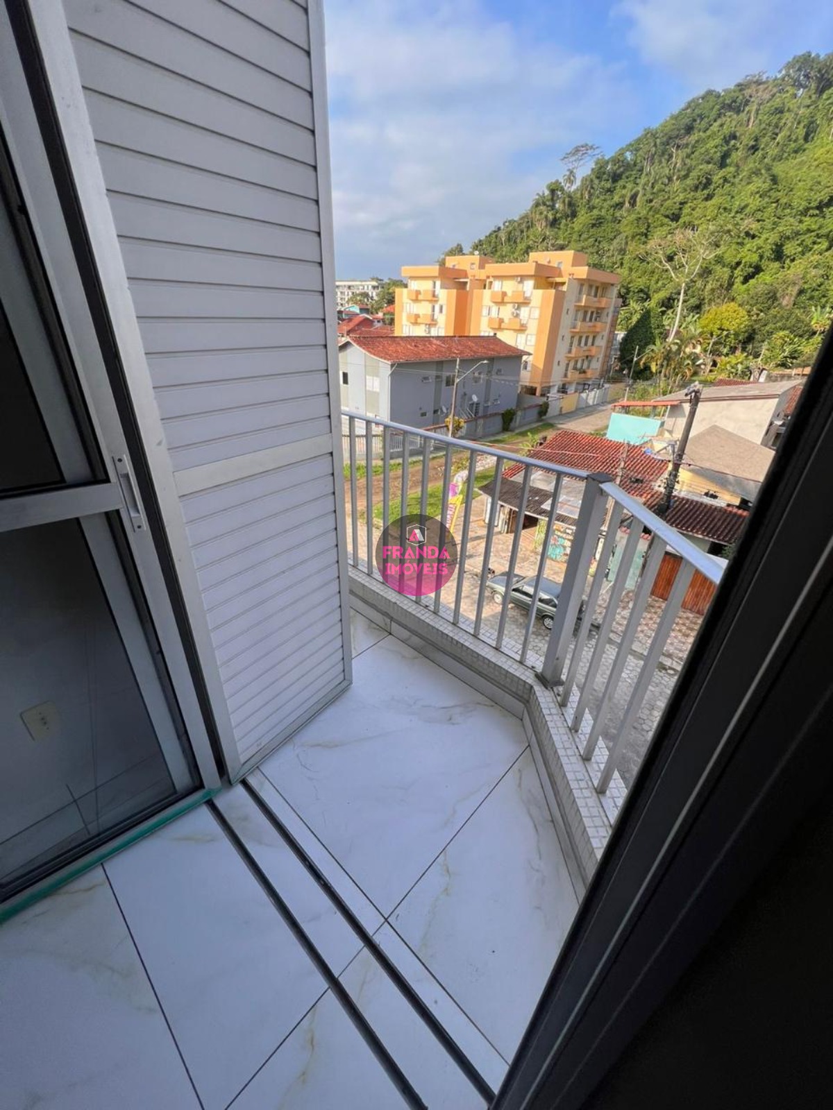 Apartamento Para Locação Definitiva no Bairro Praia Grande em Ubatuba/SP!