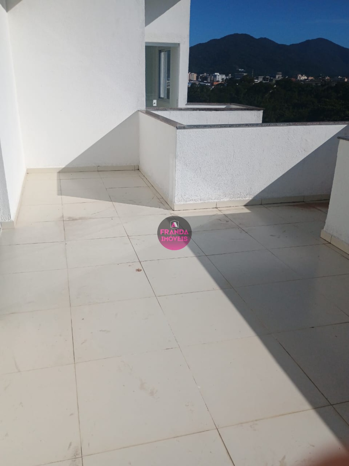 Cobertura Para Locação Definitiva no Perequê-Açu - Ubatuba/SP