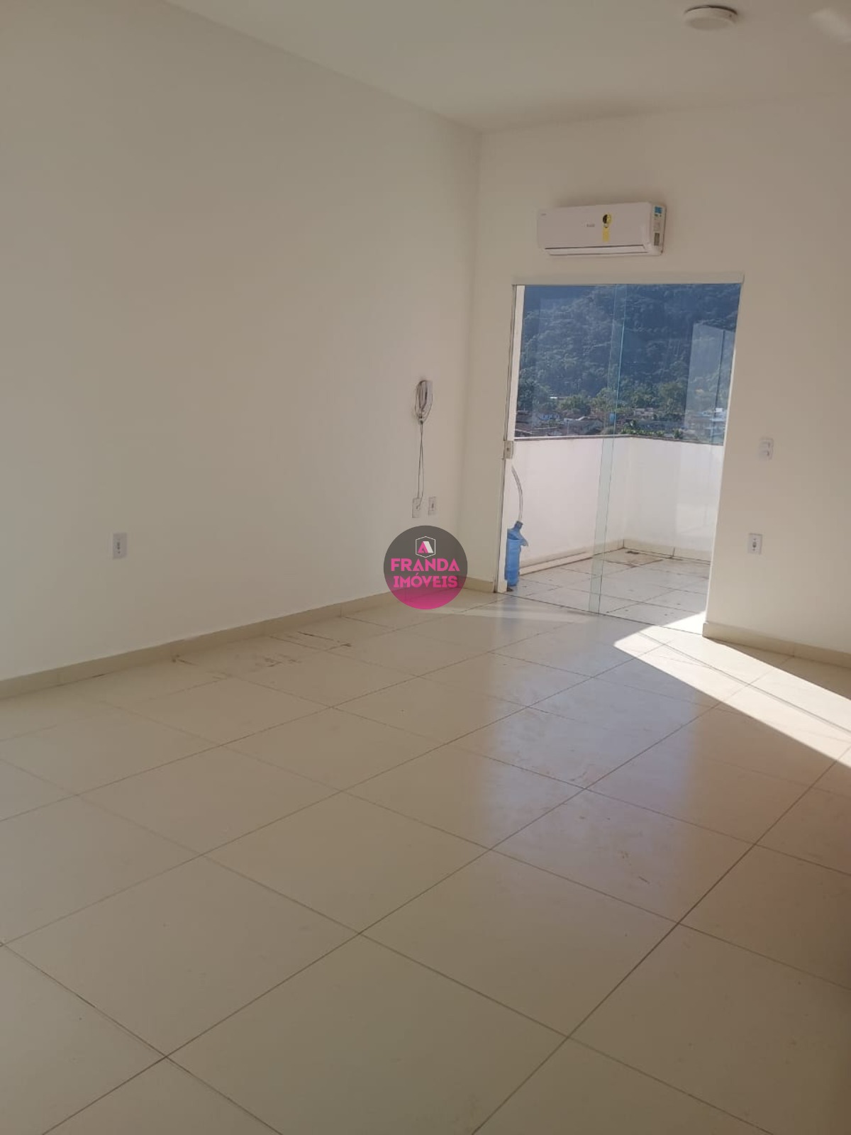 Cobertura Para Locação Definitiva no Perequê-Açu - Ubatuba/SP