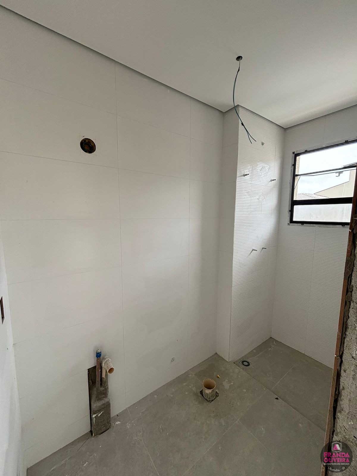 Venda de belíssima cobertura no bairro itaguá em ubatuba/sp!