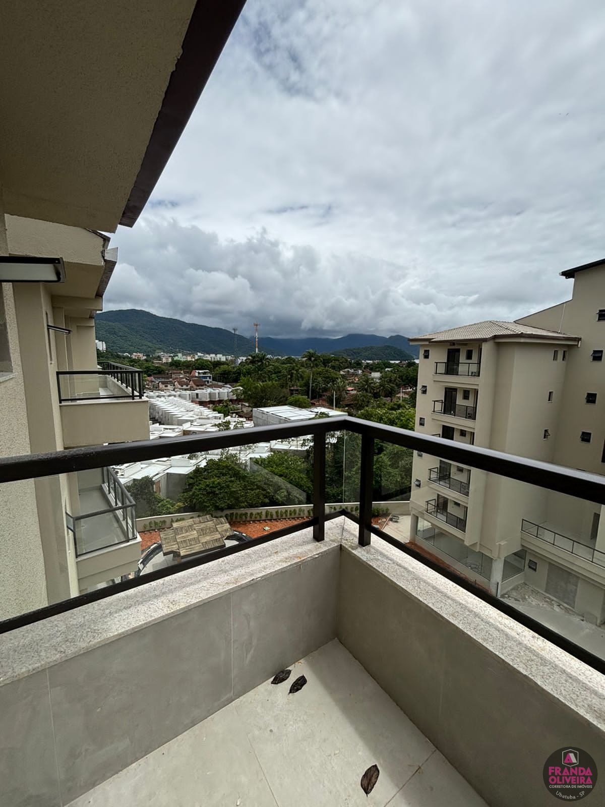 Venda de belíssima cobertura no bairro itaguá em ubatuba/sp!
