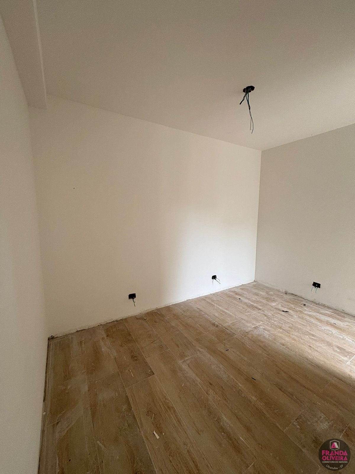 Venda de belíssima cobertura no bairro itaguá em ubatuba/sp!