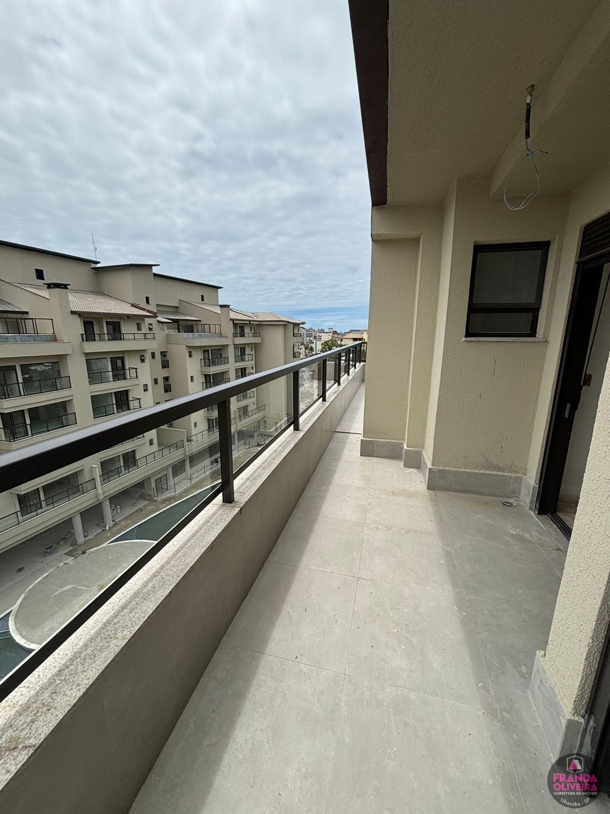 Venda de belíssima cobertura no bairro itaguá em ubatuba/sp!