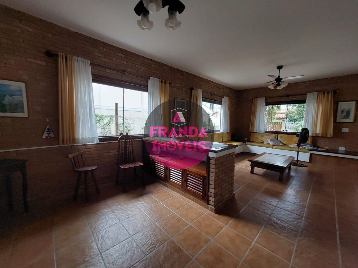Casa, 3 quartos, 250 m² - Foto 6