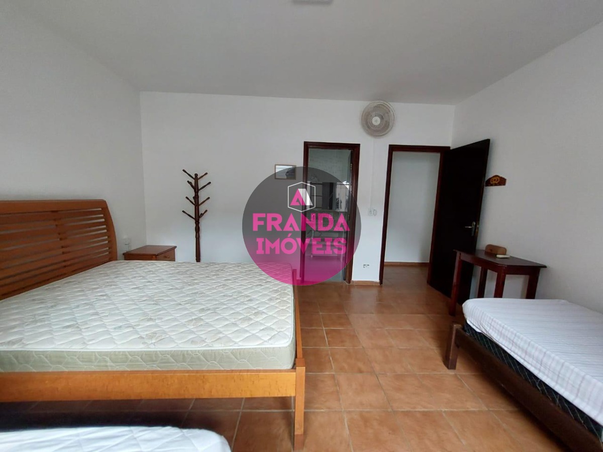 Casa, 3 quartos, 250 m² - Foto 16