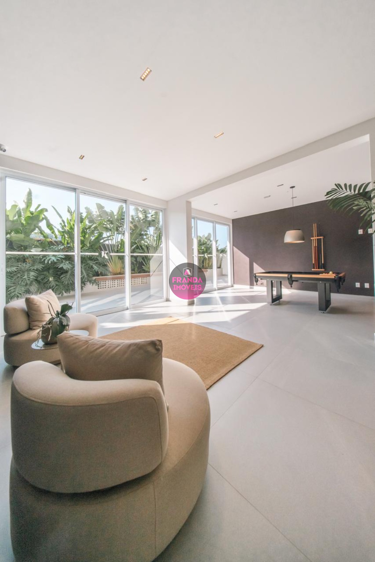 Cobertura, 3 quartos, 253 m² - Foto 11