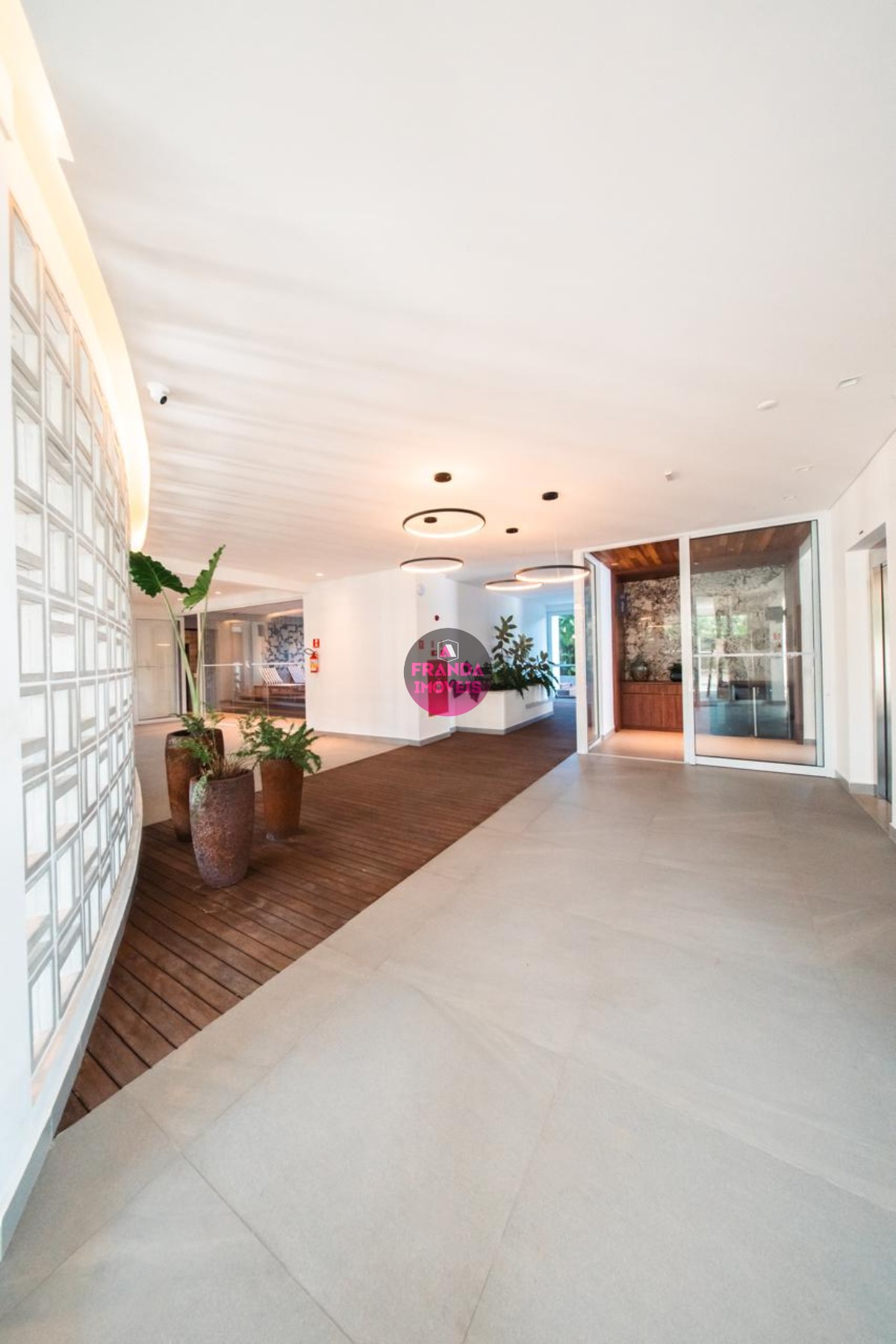 Cobertura, 3 quartos, 253 m² - Foto 6