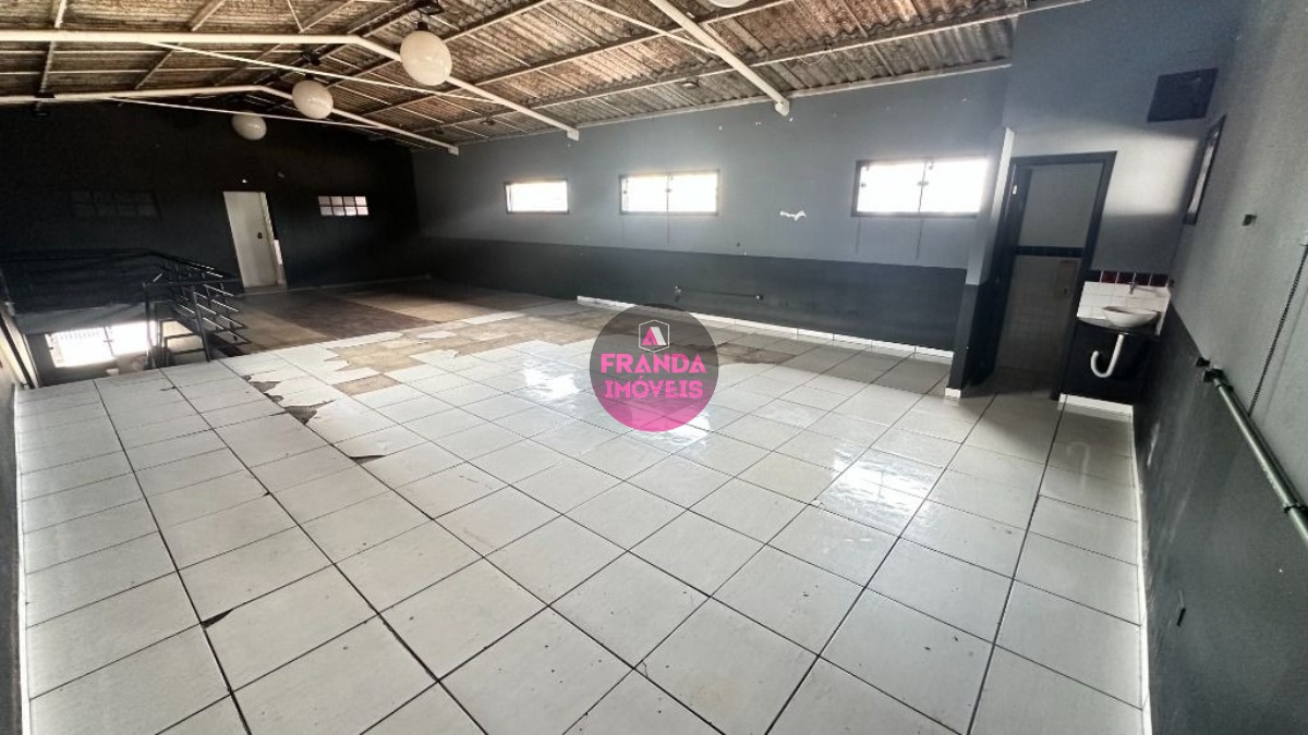 Prédio Inteiro, 612 m² - Foto 1