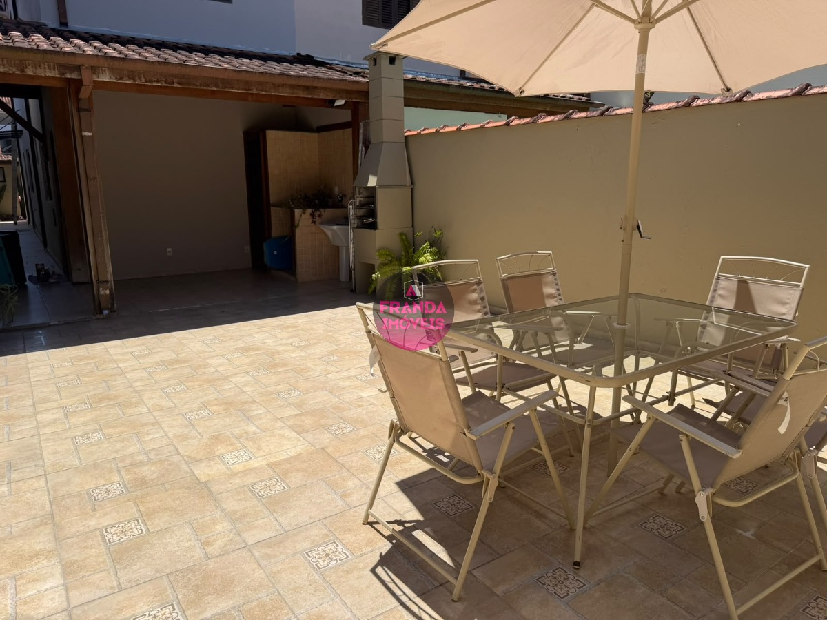 Casa, 4 quartos, 162 m² - Foto 3