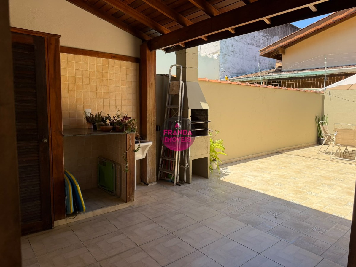 Casa, 4 quartos, 162 m² - Foto 4