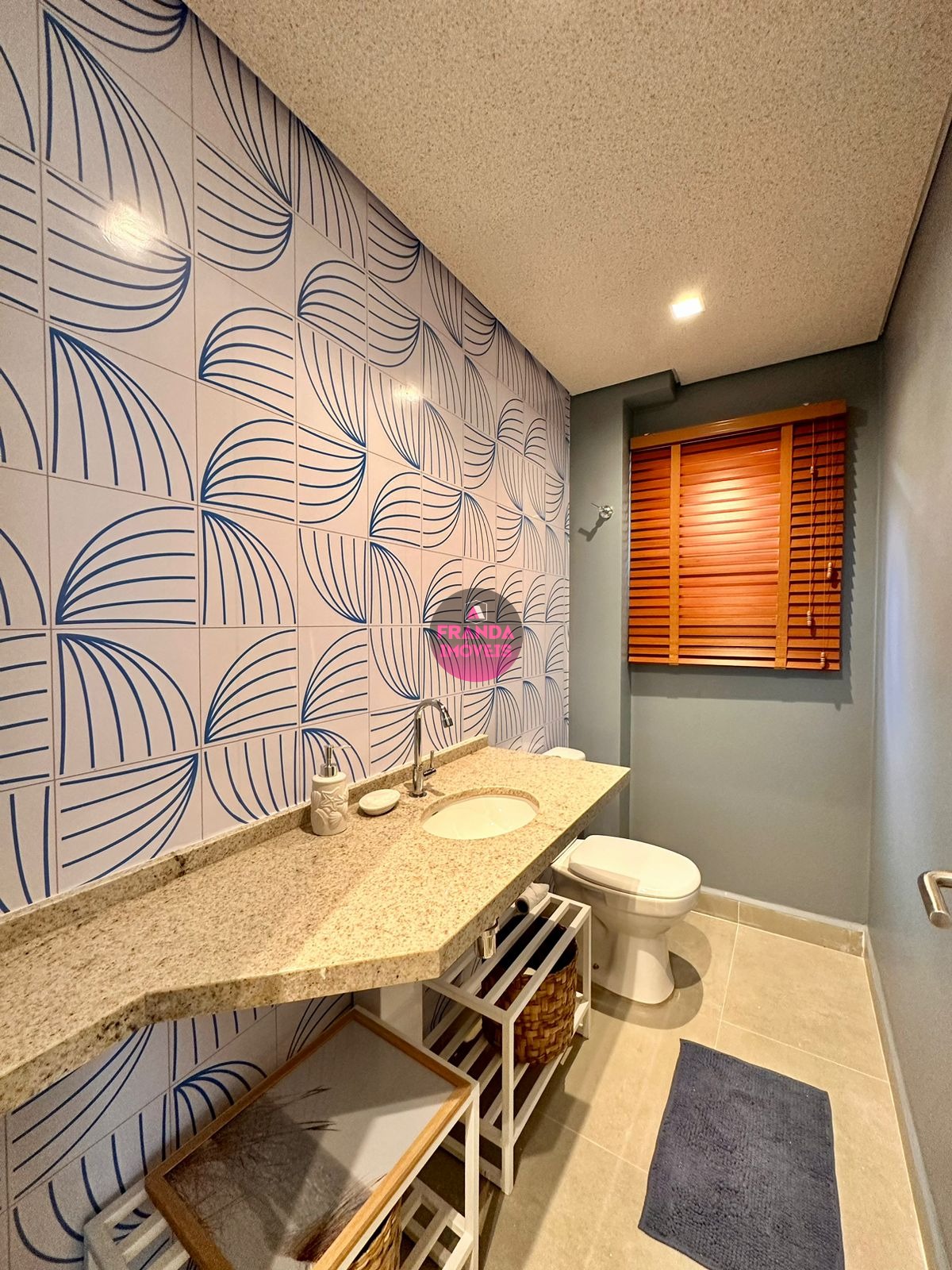 Apartamento de Alto Padrão à Venda no Bairro Itaguá por R$ 1.650.000,00
