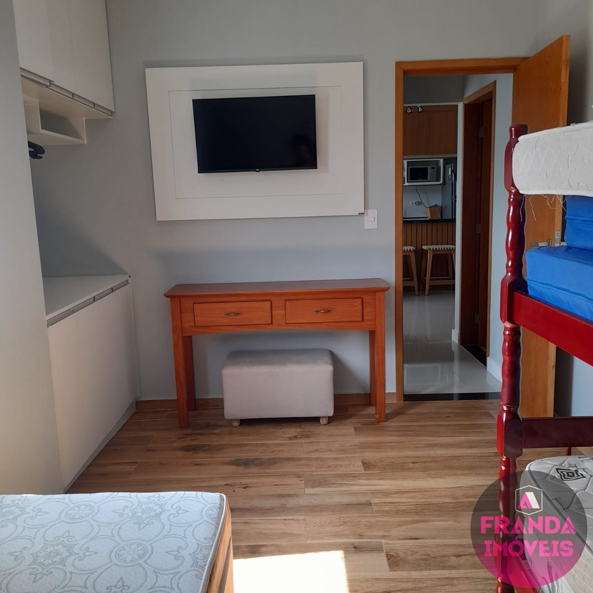 Apartamento Mobiliado à Venda no Centro de Ubatuba/SP!