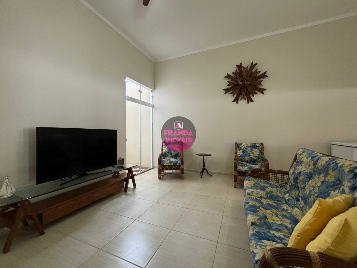 Maravilhosa Casa à Venda no Bairro Perequê-Açu - Um Paraíso à Sua Espera!