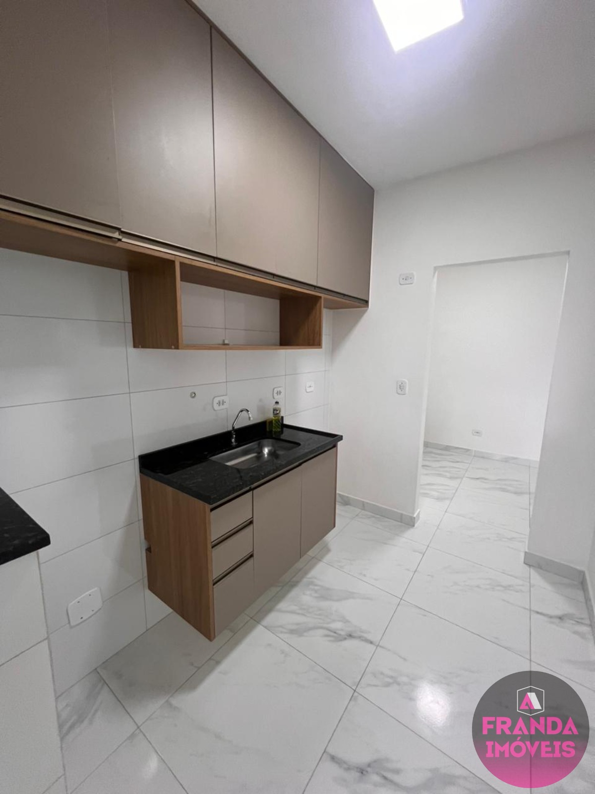 Apartamento à Venda no Bairro Silop - Ubatuba/SP