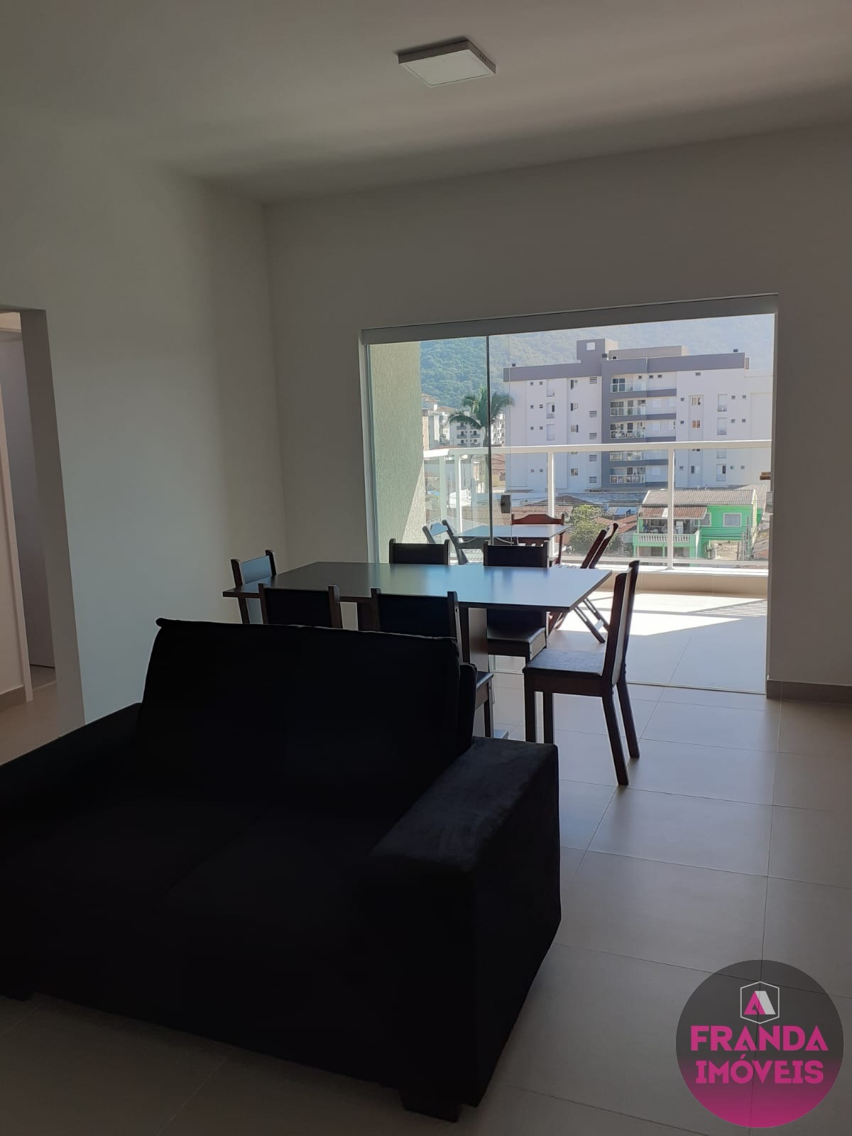 Apartamento à venda no centro de ubatuba - sp