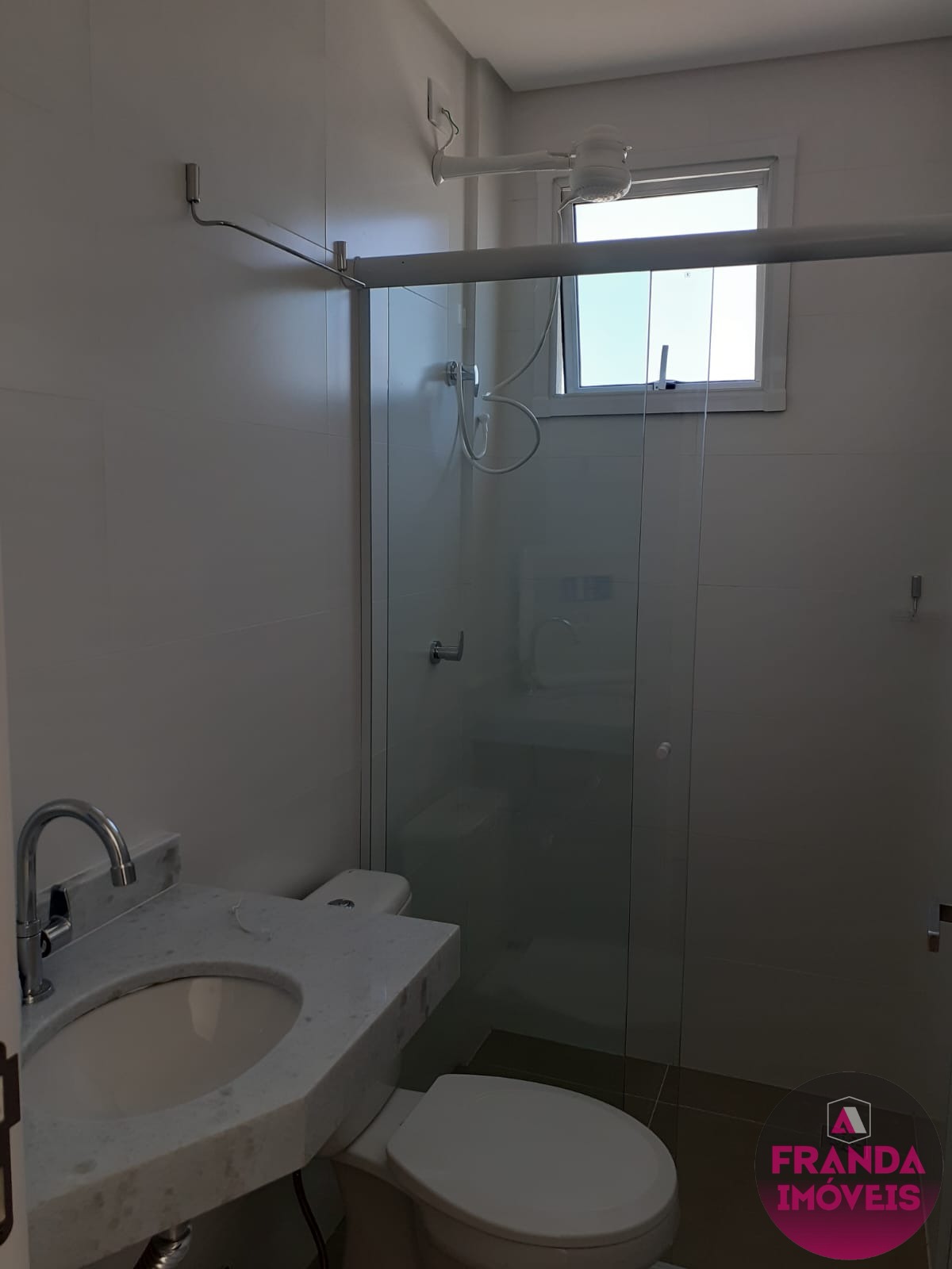 Apartamento à Venda no Centro de Ubatuba - SP