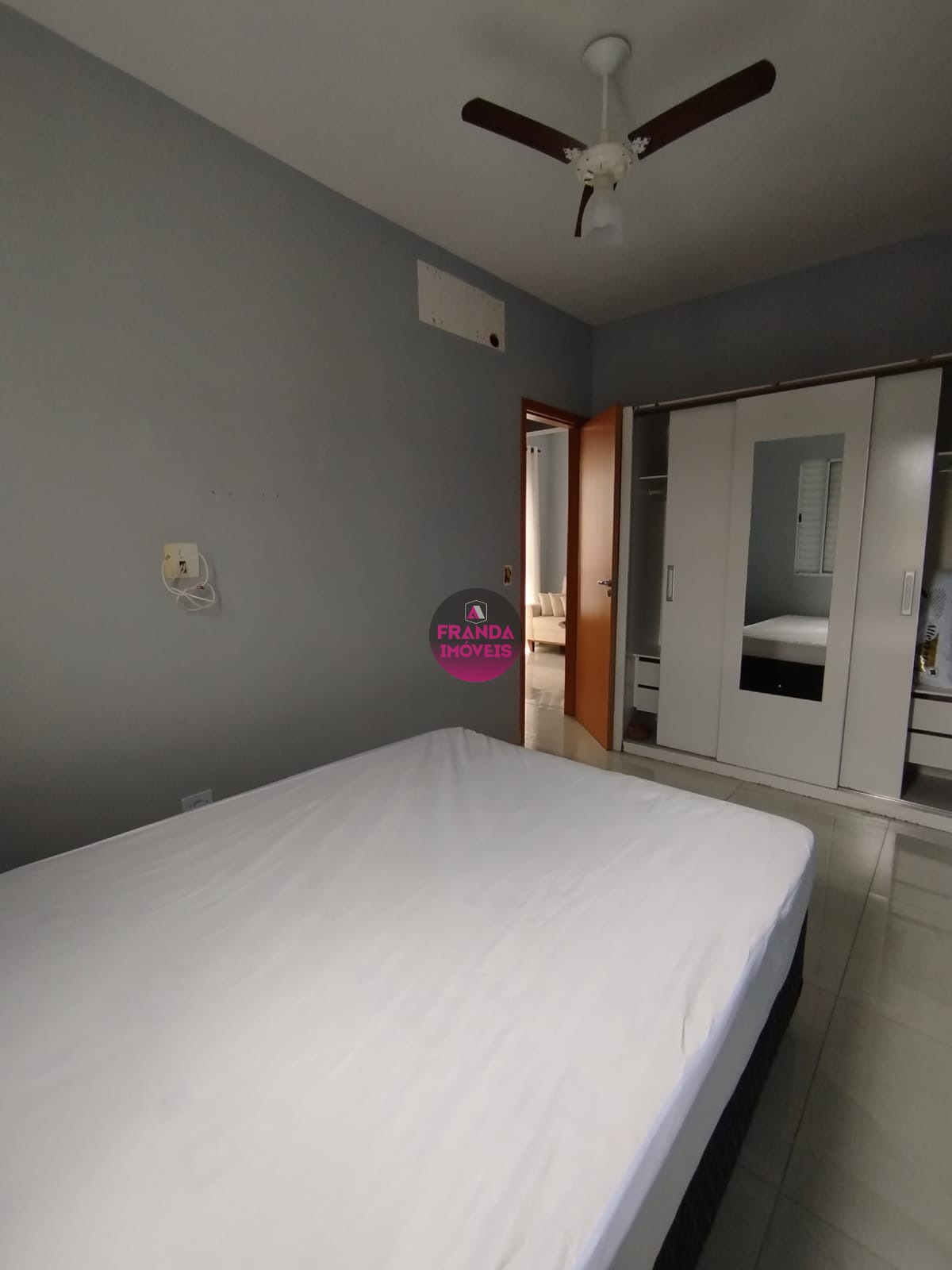 Apartamento à Venda no Bairro Estufa II - R$ 390.000,00