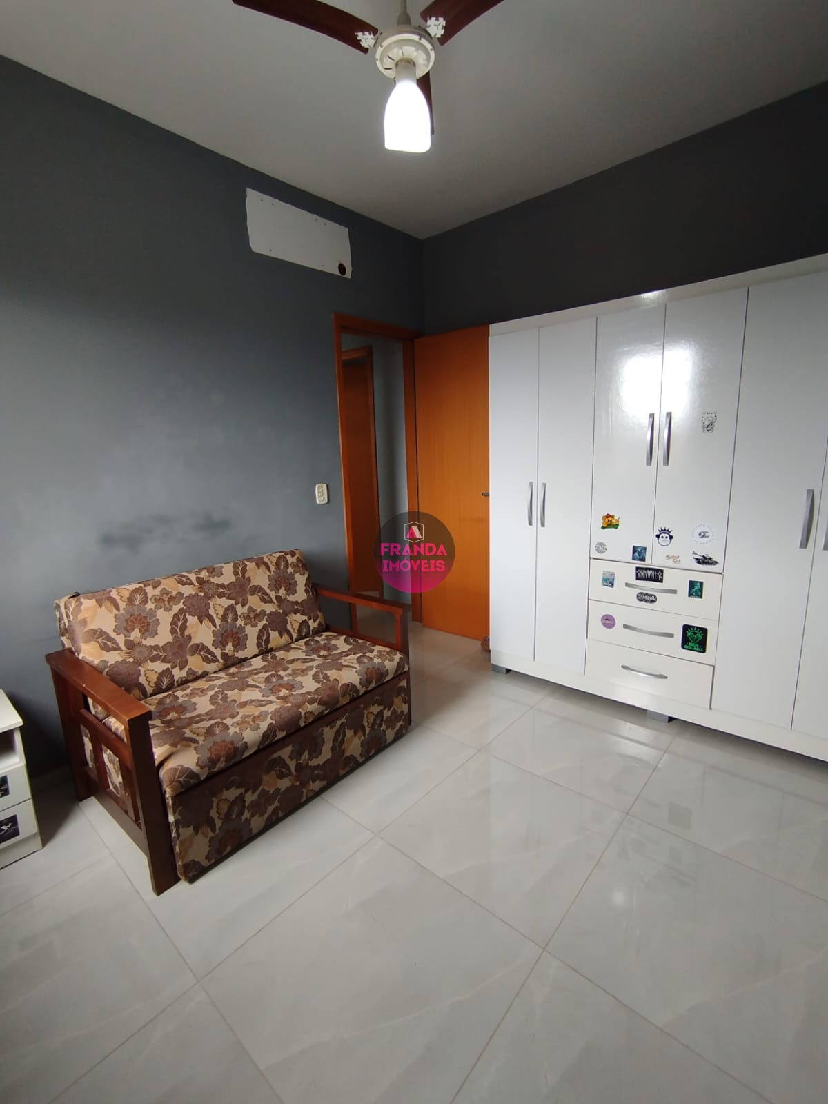 Apartamento à Venda no Bairro Estufa II - R$ 390.000,00