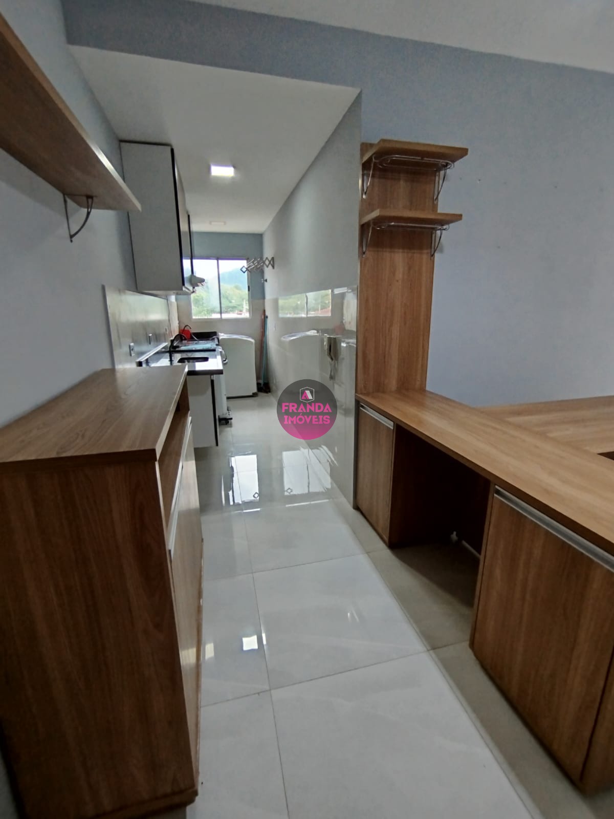 Apartamento à Venda no Bairro Estufa II - R$ 390.000,00