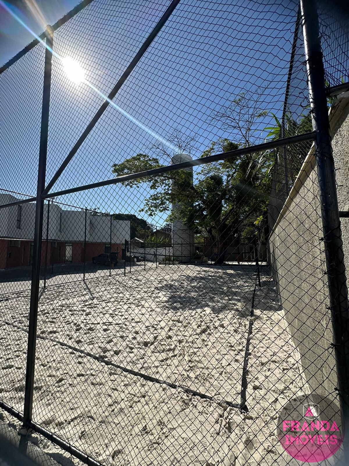 Belíssima Casa em Condomínio Fechado no Bairro Itaguá - Ubatuba/SP