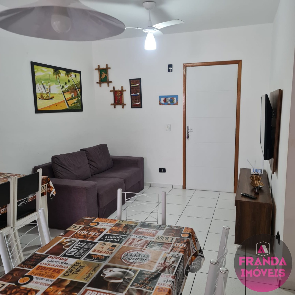 Apartamento à Venda no Bairro Ipiranguinha em Ubatuba-SP