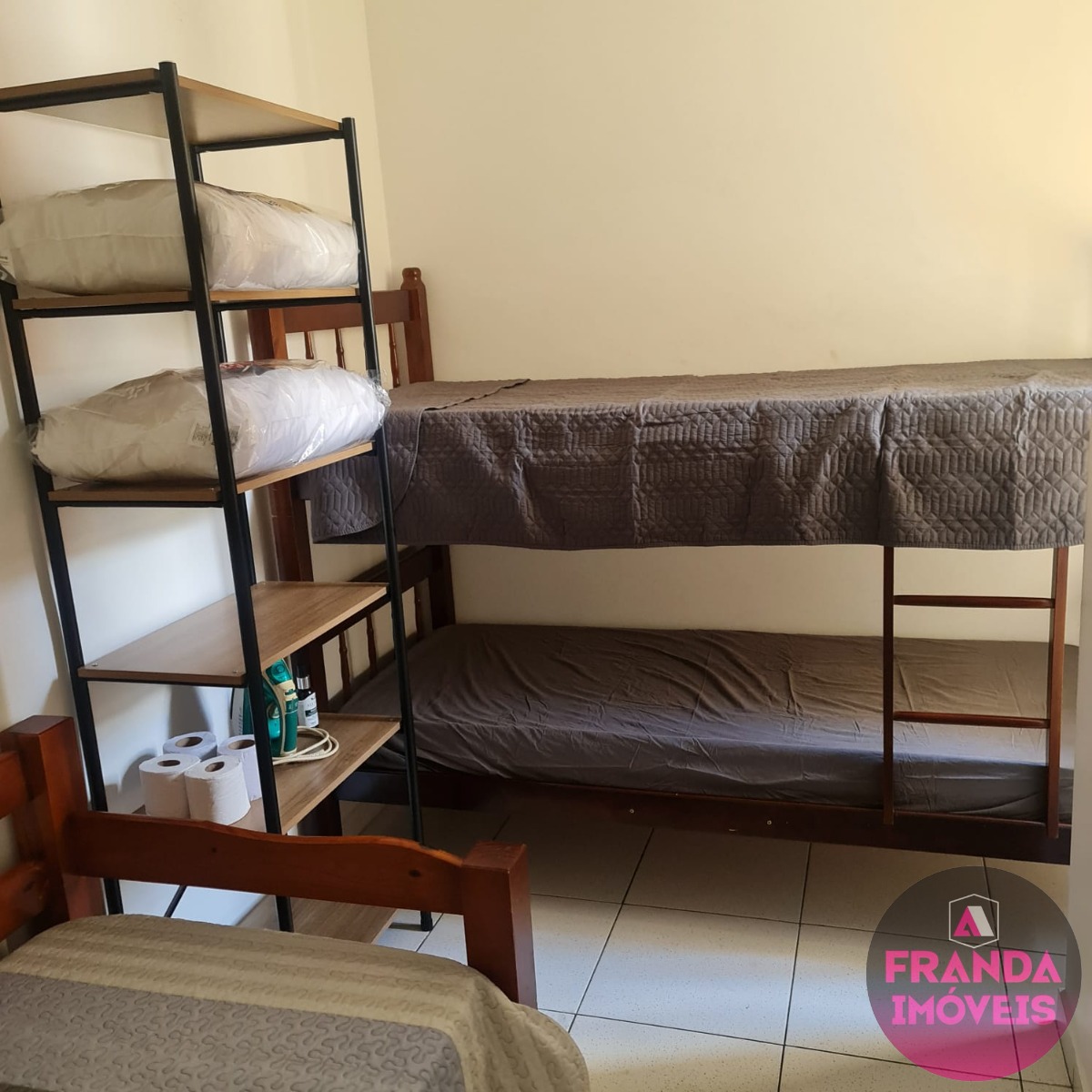 Apartamento à Venda no Bairro Ipiranguinha em Ubatuba-SP