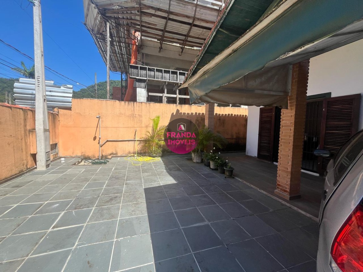 Excelente Oportunidade de Aquisição! Casa à Venda no Bairro Toninhas em Ubatuba - SP!