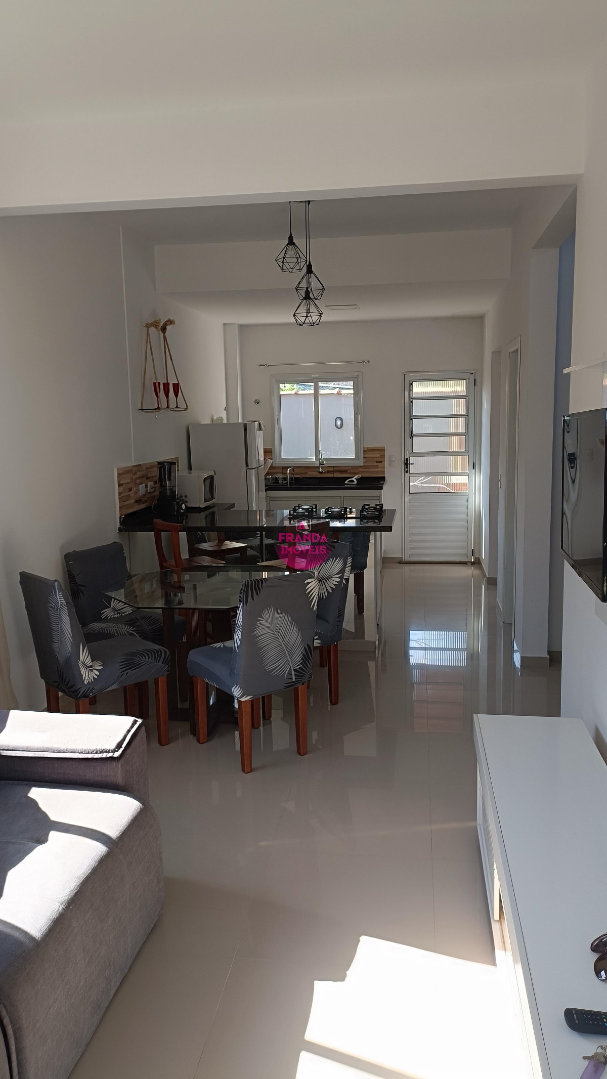 Sobrado Novo e Mobiliado à Venda Maranduba, Ubatuba/SP!