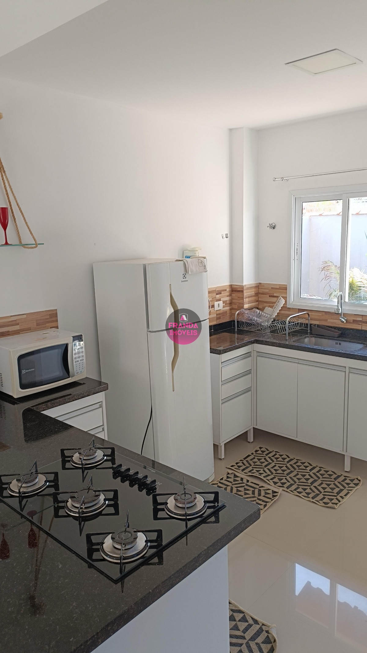 Sobrado Novo e Mobiliado à Venda Maranduba, Ubatuba/SP!